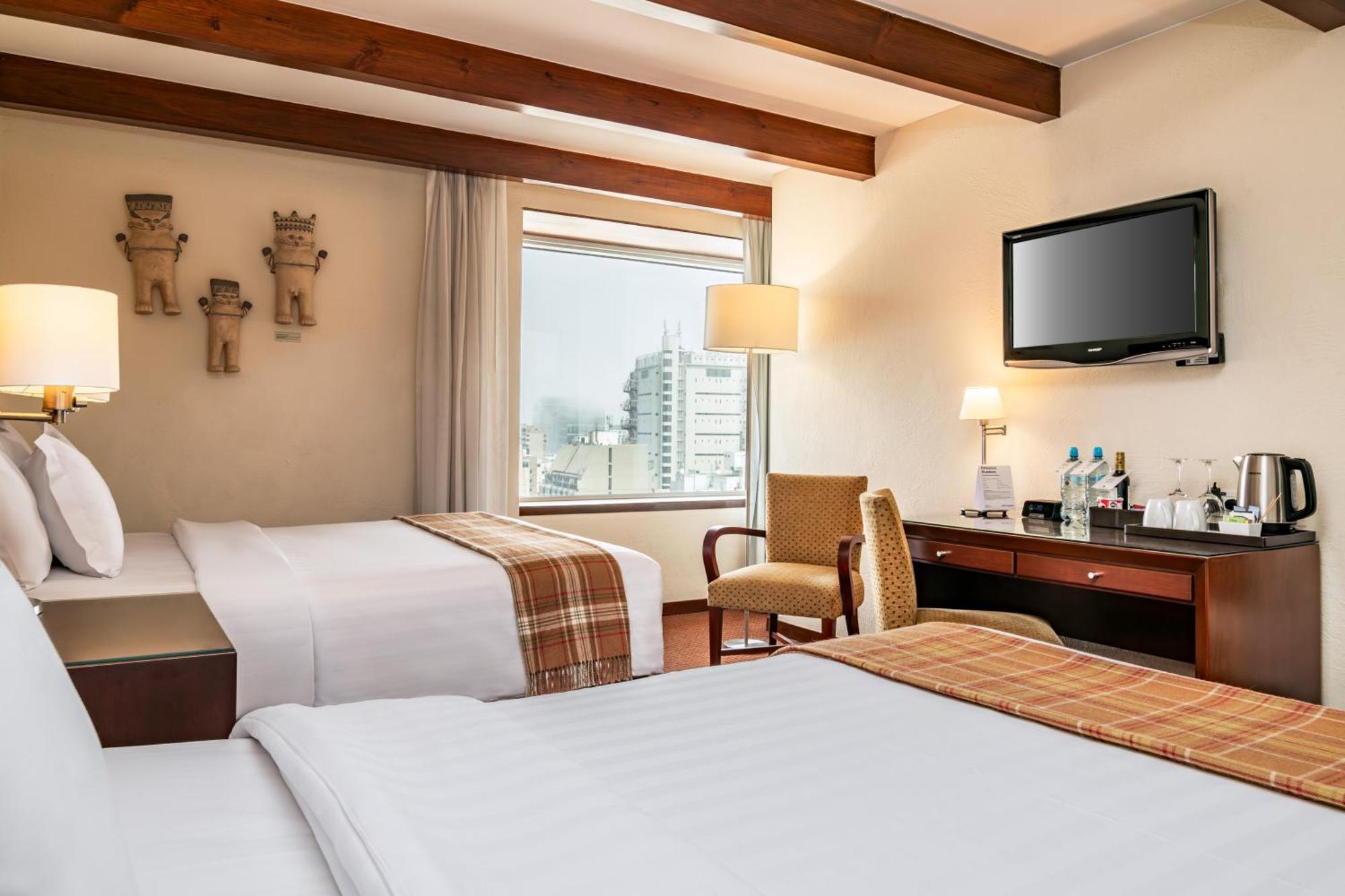 Casa Andina Premium Miraflores Лима Экстерьер фото A room at the hotel