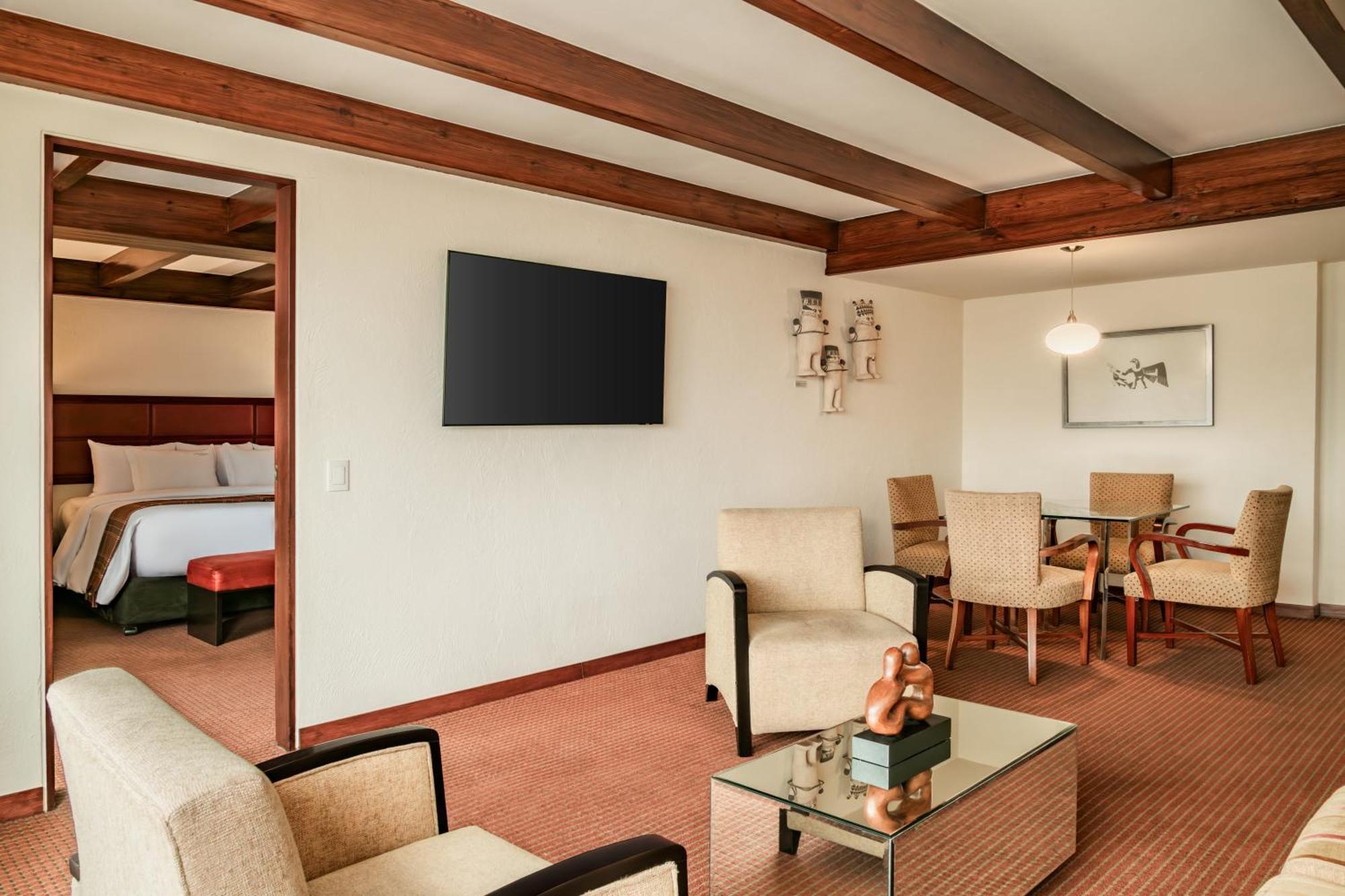 Casa Andina Premium Miraflores Лима Экстерьер фото Suite at the hotel